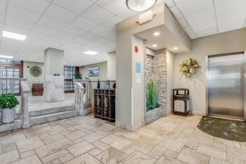 Condominio en venta en South Daytona, Florida № 2184602 - foto 11