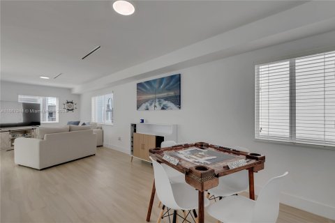 Condo in Key Largo, Florida, 3 bedrooms  № 1977763 - photo 7