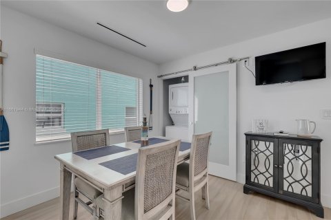 Condo in Key Largo, Florida, 3 bedrooms  № 1977763 - photo 11