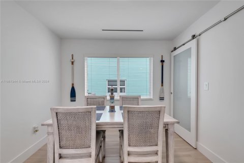 Condo in Key Largo, Florida, 3 bedrooms  № 1977763 - photo 10