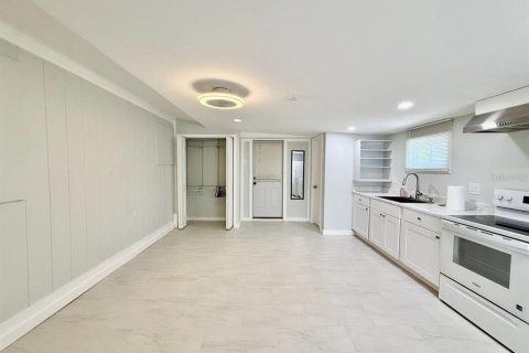 Villa ou maison à louer à Tampa, Floride: 3 chambres, 89.74 m2 № 2167176 - photo 29