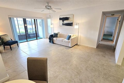 Condo in Tarpon Springs, Florida, 2 bedrooms  № 1900764 - photo 10