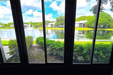 Condo in Tarpon Springs, Florida, 2 bedrooms  № 1900764 - photo 11