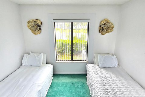 Condo in Tarpon Springs, Florida, 2 bedrooms  № 1900764 - photo 30
