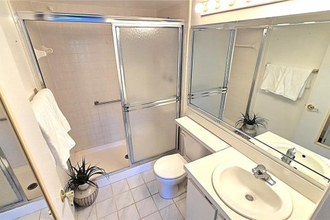 Condo in Tarpon Springs, Florida, 2 bedrooms  № 1900764 - photo 28