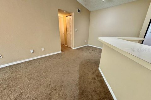 Condominio en alquiler en Orlando, Florida, 2 dormitorios, 97.92 m2 № 1901473 - foto 4