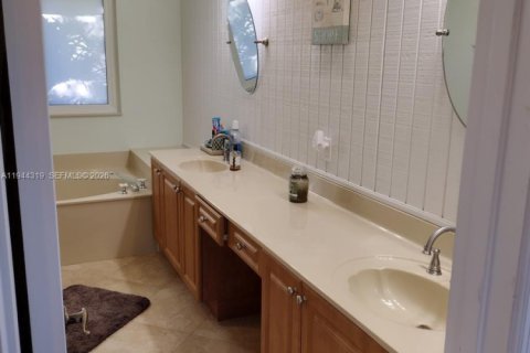 Villa ou maison à vendre à Davie, Floride: 4 chambres, 224.64 m2 № 2080026 - photo 15