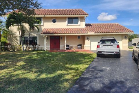 Villa ou maison à Davie, Floride 4 chambres, 224.64 m2 № 2080026