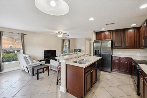 Touwnhouse à vendre à Oviedo, Floride: 3 chambres, 169.83 m2 № 2212817 - photo 7