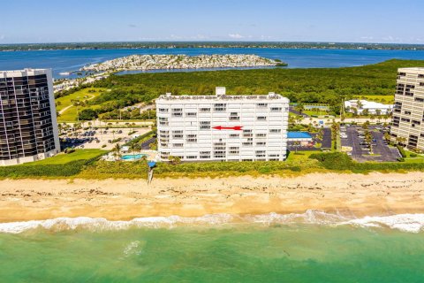 Condo in Jensen Beach, Florida, 2 bedrooms  № 2078184 - photo 3