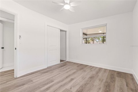 Villa ou maison à vendre à Belleair Bluffs, Floride: 3 chambres, 121.61 m2 № 1909926 - photo 26