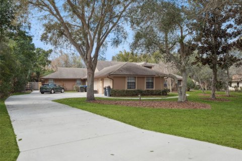 Villa ou maison à vendre à Orlando, Floride: 4 chambres, 340.21 m2 № 2148179 - photo 3