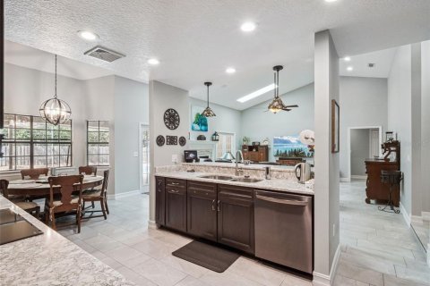 Villa ou maison à vendre à Orlando, Floride: 4 chambres, 340.21 m2 № 2148179 - photo 11