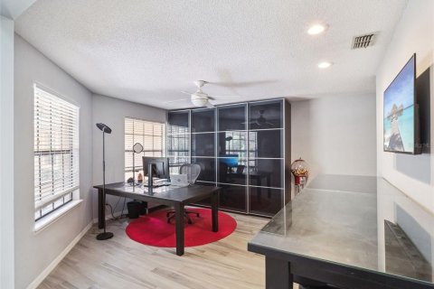 Villa ou maison à vendre à Orlando, Floride: 4 chambres, 340.21 m2 № 2148179 - photo 8