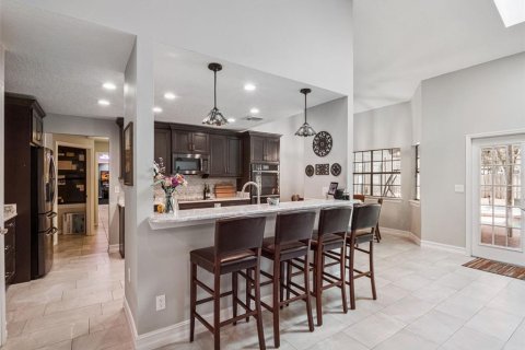 Villa ou maison à vendre à Orlando, Floride: 4 chambres, 340.21 m2 № 2148179 - photo 12