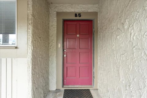 Copropriété à vendre à Tampa, Floride: 2 chambres, 99.22 m2 № 2217859 - photo 4
