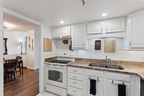 Condominio en venta en Orlando, Florida, 2 dormitorios, 103.03 m2 № 2157291 - foto 19