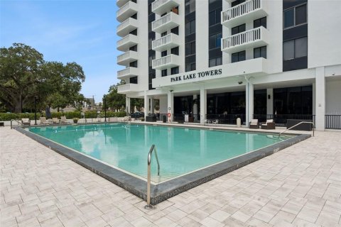 Condominio en venta en Orlando, Florida, 2 dormitorios, 103.03 m2 № 2157291 - foto 2