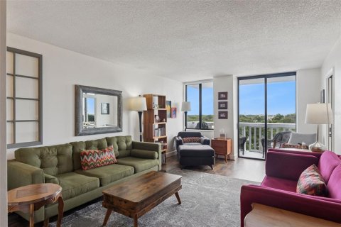 Condominio en venta en Orlando, Florida, 2 dormitorios, 103.03 m2 № 2157291 - foto 13