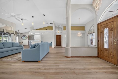 Villa ou maison à vendre à Punta Gorda, Floride: 3 chambres, 231.14 m2 № 2425574 - photo 13