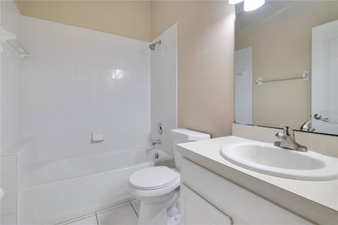 Купить виллу или дом в Орландо, Флорида 5 комнат, 151.8м2, № 1797408 - фото 13