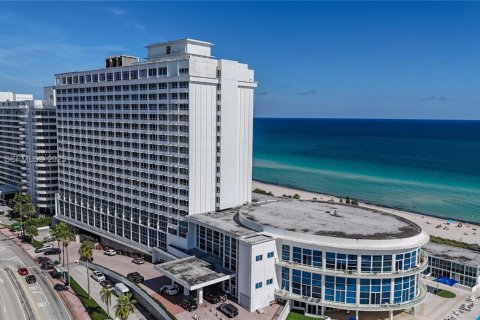 Купить кондоминиум в Майами-Бич, Флорида 43.66м2, № 1984189 - фото 10
