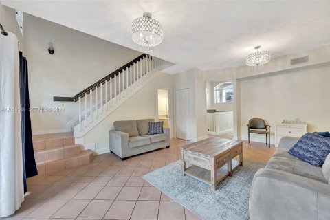 Купить кондоминиум в Майами, Флорида 3 спальни, 166.3м2, № 2087838 - фото 14