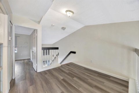 Купить кондоминиум в Майами, Флорида 3 спальни, 166.3м2, № 2087838 - фото 23