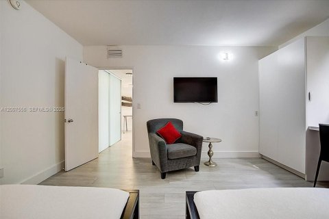 Condominio en alquiler en Key Biscayne, Florida, 3 dormitorios, 185.8 m2 № 2075333 - foto 30