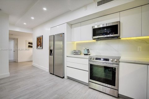 Condominio en alquiler en Key Biscayne, Florida, 3 dormitorios, 185.8 m2 № 2075333 - foto 12