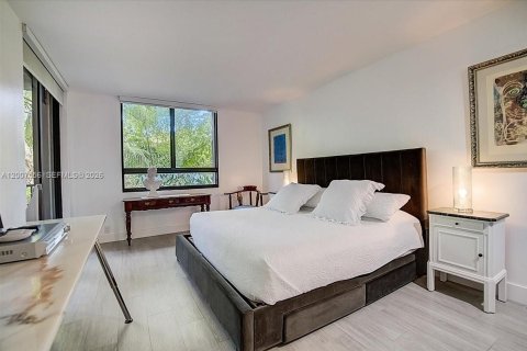 Condominio en alquiler en Key Biscayne, Florida, 3 dormitorios, 185.8 m2 № 2075333 - foto 16
