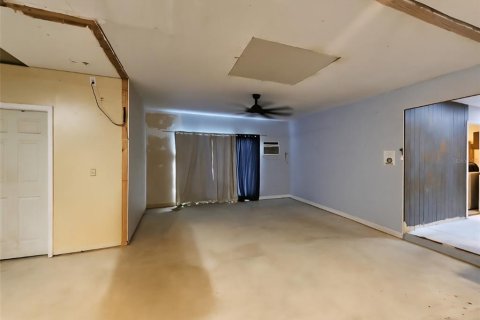 House in Groveland, Florida 3 bedrooms, 168.34 sq.m. № 1843847 - photo 30