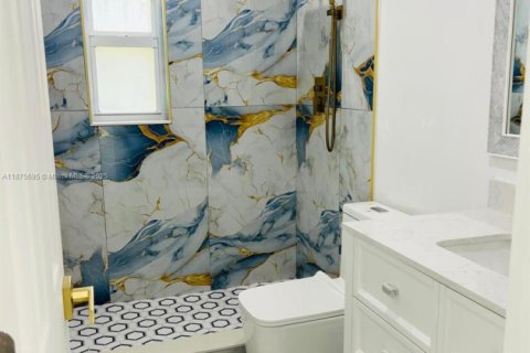 Купить таунхаус в Майами-Гарденс, Флорида 3 спальни, 94.67м2, № 1921286 - фото 15