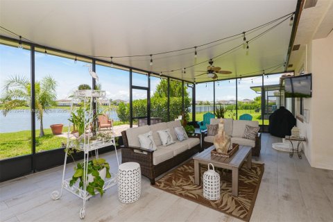 Villa ou maison à vendre à Port St. Lucie, Floride: 3 chambres, 153.2 m2 № 1938356 - photo 24