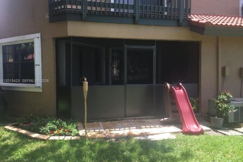 Townhouse in Plantation, Florida 2 bedrooms, 110.46 sq.m. № 2086841 - photo 17