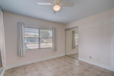 Apartment in Palm Beach Gardens, Florida 2 bedrooms, 125.6 sq.m. № 2083243 - photo 12