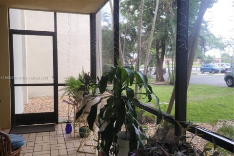 Copropriété à vendre à Miami, Floride: 1 chambre, 88.44 m2 № 1981830 - photo 18