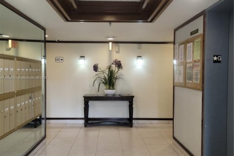 Copropriété à vendre à Miami, Floride: 1 chambre, 88.44 m2 № 1981830 - photo 28
