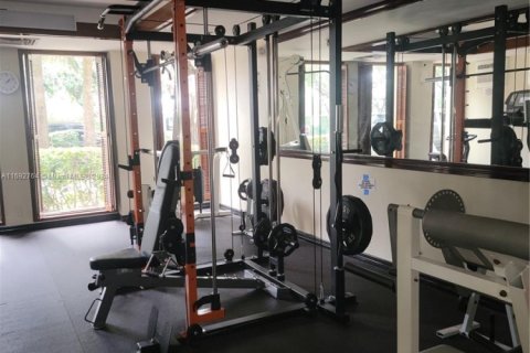 Copropriété à vendre à Miami, Floride: 1 chambre, 88.44 m2 № 1981830 - photo 25