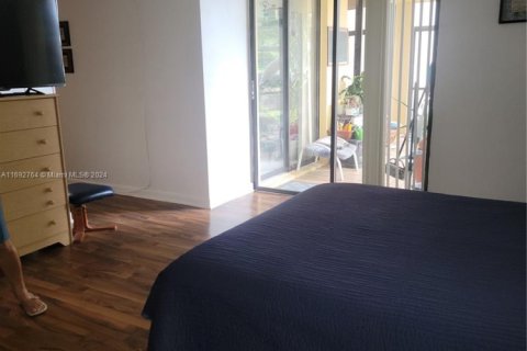 Copropriété à vendre à Miami, Floride: 1 chambre, 88.44 m2 № 1981830 - photo 16