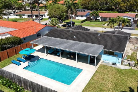 Casa en alquiler en Cutler Bay, Florida, 4 dormitorios, 143.16 m2 № 1842742 - foto 26