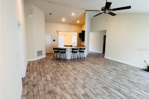 Casa en alquiler en Kissimmee, Florida, 4 dormitorios, 178.74 m2 № 1900967 - foto 17