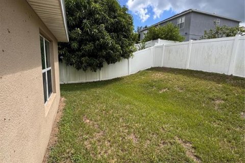 Casa en alquiler en Kissimmee, Florida, 4 dormitorios, 178.74 m2 № 1900967 - foto 18