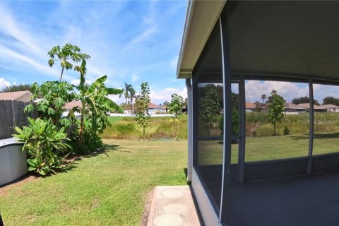 House in Riverview, Florida 4 bedrooms, 154.68 sq.m. № 1899129 - photo 24