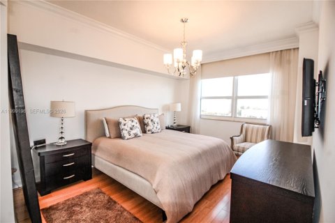 Купить кондоминиум в Авентура, Флорида 2 спальни, 115.66м2, № 2067447 - фото 12