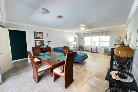 House in Punta Gorda, Florida 3 bedrooms, 141.21 sq.m. № 1616536 - photo 7