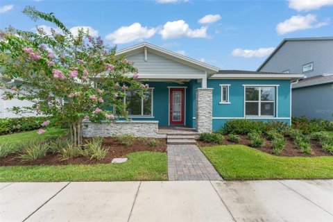 House in Orlando, Florida 3 bedrooms, 215.35 sq.m. № 2294573