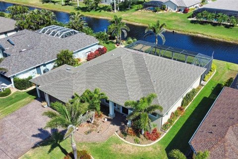 House in Rotonda, Florida 3 bedrooms, 193.14 sq.m. № 1663279 - photo 2