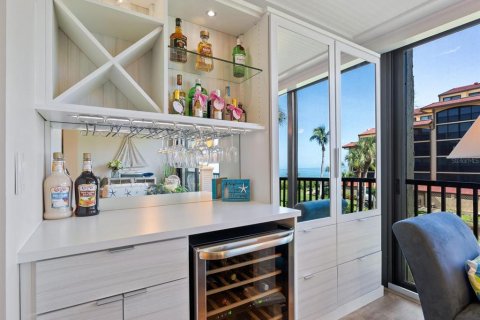 Condo in Sarasota, Florida, 2 bedrooms  № 1824925 - photo 14