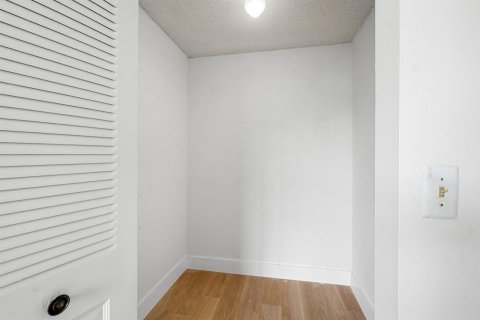 Condominio en venta en Margate, Florida, 2 dormitorios, 92.9 m2 № 2251656 - foto 22